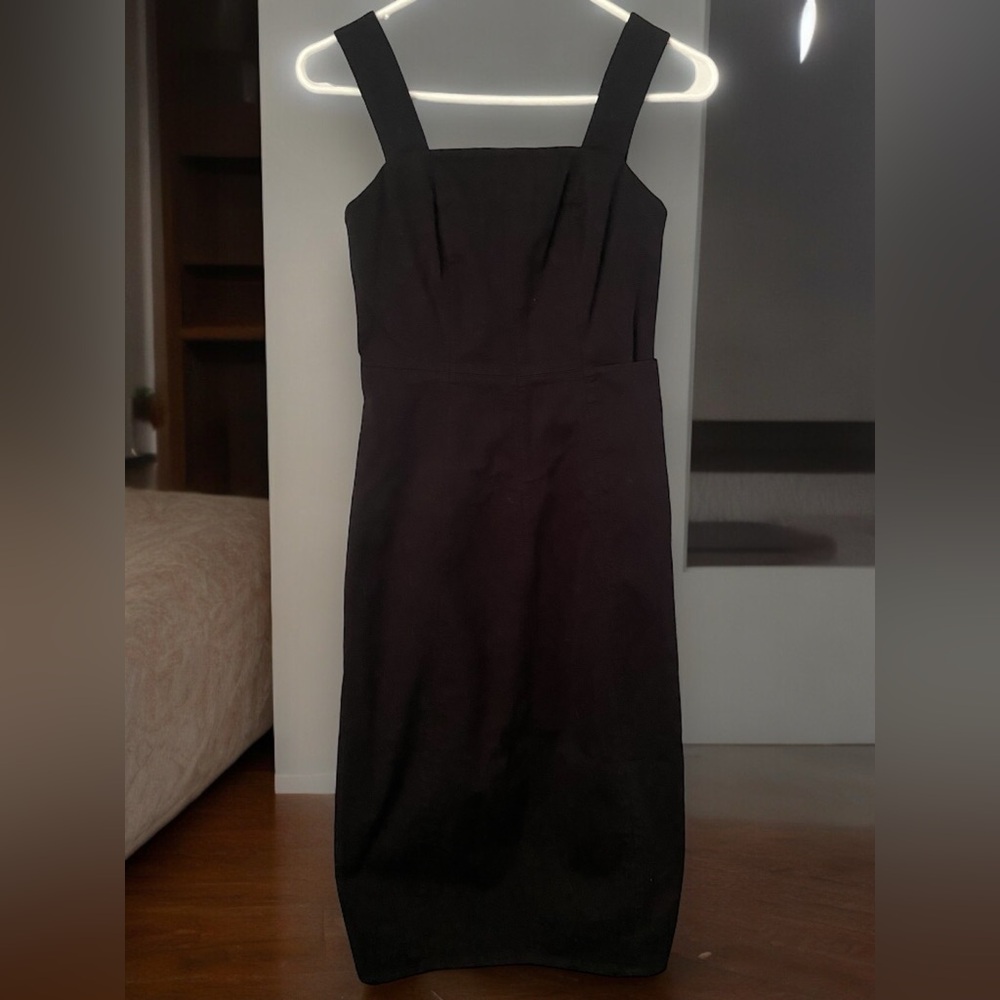 COS Elegant Black Sleeveless Midi Dress